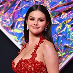 Selena gomez