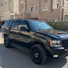 يوسف العنزي