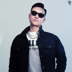 Phong Jet