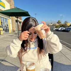 nellyynellzz