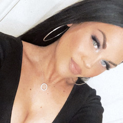 Emily Louise X