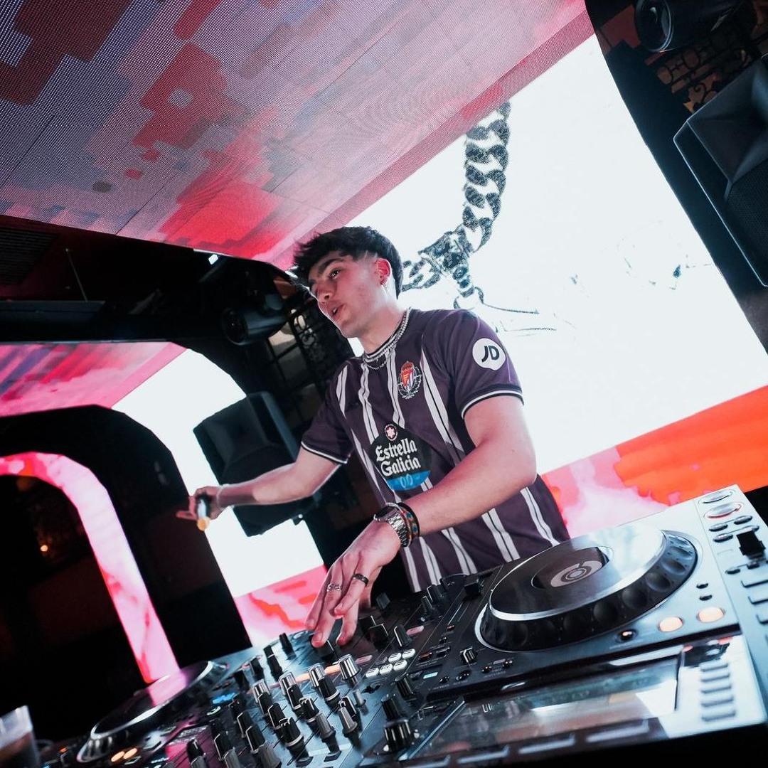 Stream JAVI ARCE music | Listen to songs, albums, playlists for