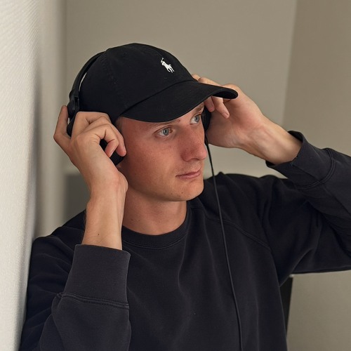 zWaanzin - Dropping Bodies [FREE DL]