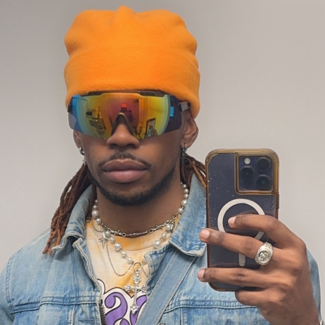 Stream LAVI$H music | Listen to songs, albums, playlists for free