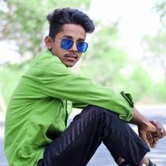 Guru Dancer