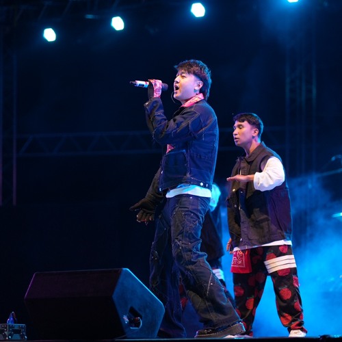 T RAP — artist photo
