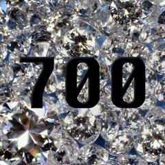 700