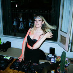 Tanya Kholost