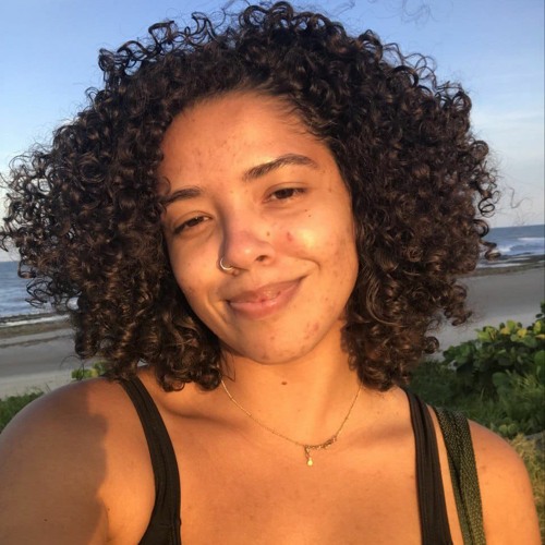 Milena Gama’s avatar