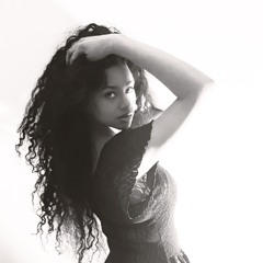 Birdie Saint Neauxla