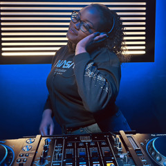 DJ SkylaUK