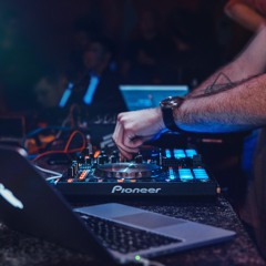 DJ Mitchelada