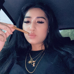 Nadia Bach