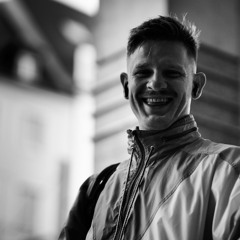 Simon Hötzelt