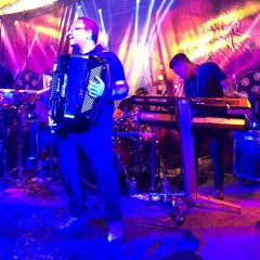 11 - A Mocinha E O Vaqueiro