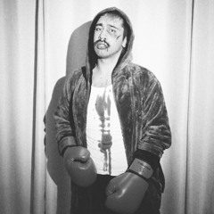 ᴊᴏɴᴀ ᴠᴀʀᴋ