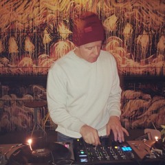 DJ SWELLA