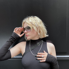 jo(séphine)