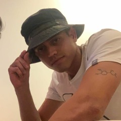 Camilo Six