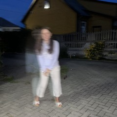 K4mi)€