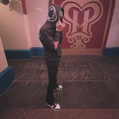 Qmxneey