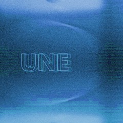 une