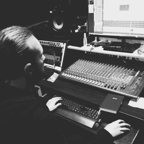 Stream Gasoline Guns Gasoline And Guns by Mozart85 Listen online