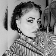 Laëtitia X teen
