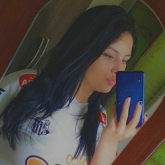 kamily Medeiros