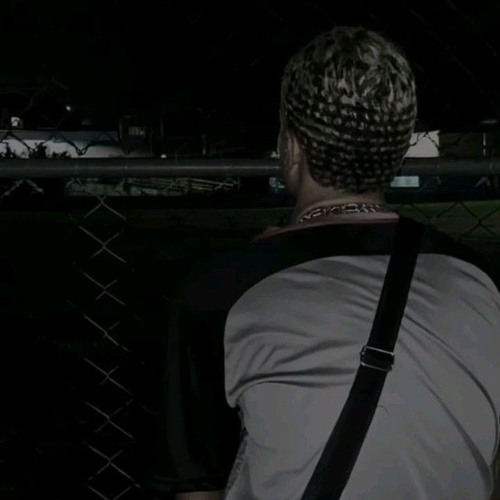 ELA ESTA ME OLHANDO REPARANDO BEAT MODINHA