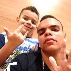 Adão