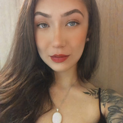 Julia Revolta