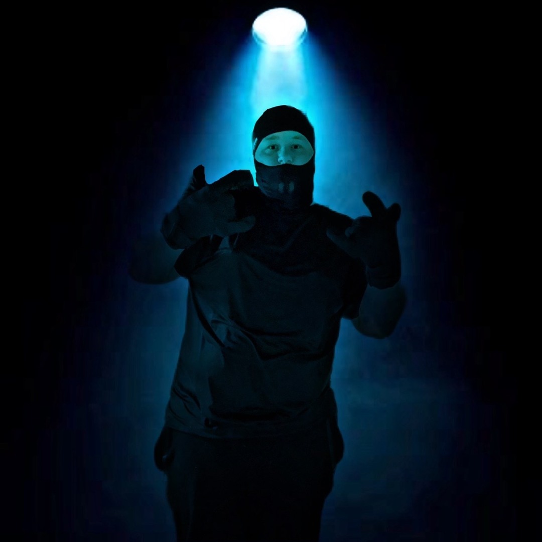 Stream Bizzi music | Listen to songs, albums, playlists for free