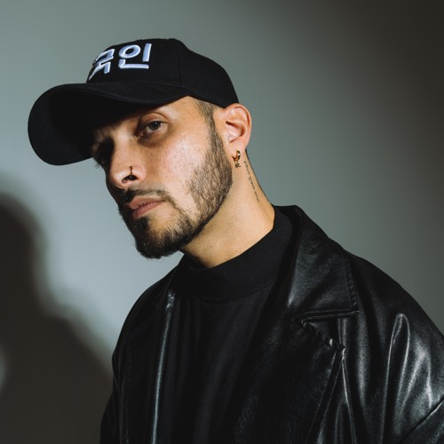 KNY FΛCTORY artist photo