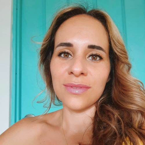 Luisa Elena’s avatar