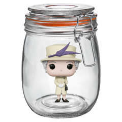 queen lizzie in a jar