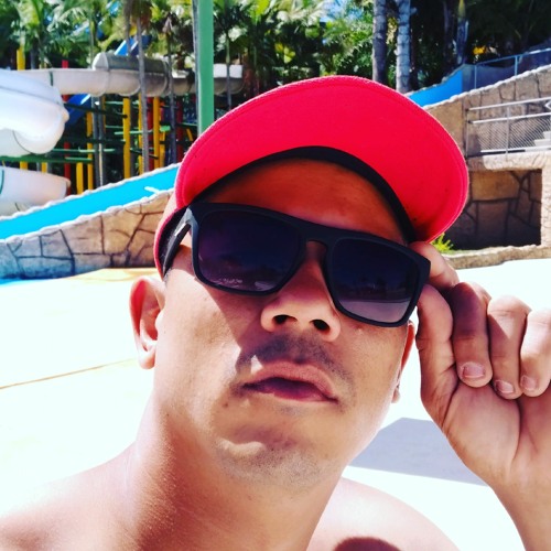 DJ Raffa Santos’s avatar