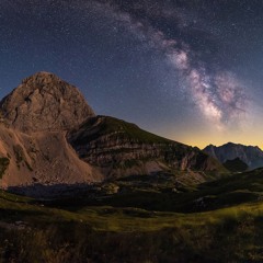 Drunk Piano Blues Impro at The Dream Room