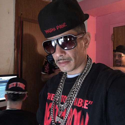 Go hard mr swavey feat jonny m. Blaze