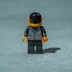 dj lego