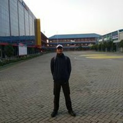 Azzam Imam Makmum