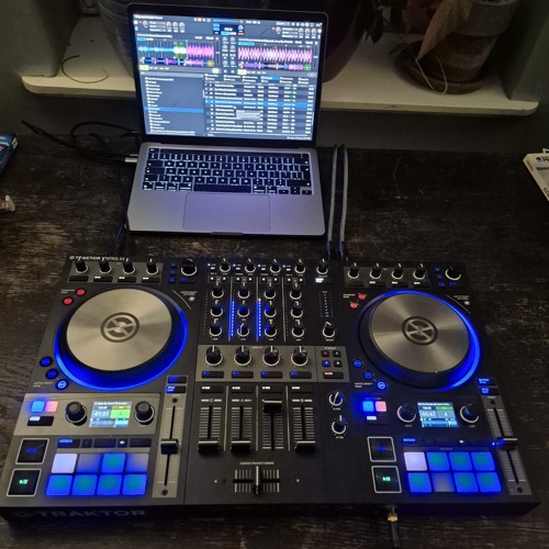 4.Set Techno Peaktime 2025
