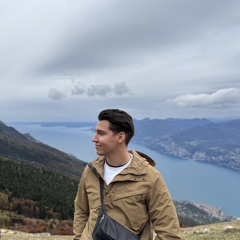 Ákos Felber
