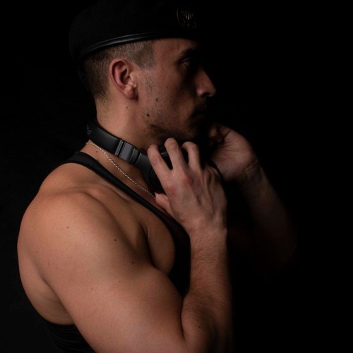 DJ FULLER — artist photo