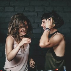 Ioana b2b Cristina