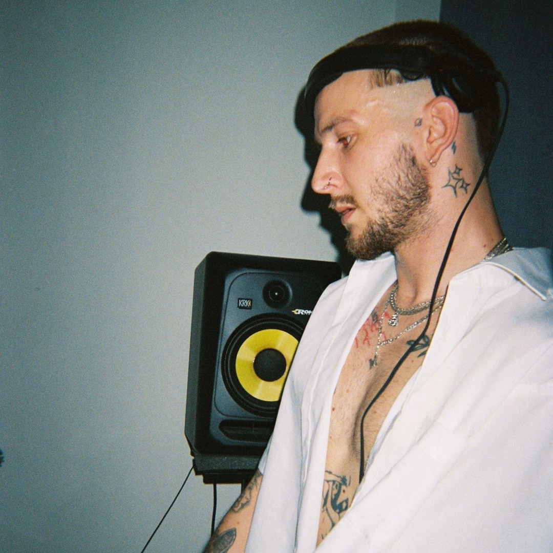 Stream MADMAN music | Listen to songs, albums, playlists for free