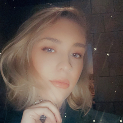 Alexandra Nicole’s avatar