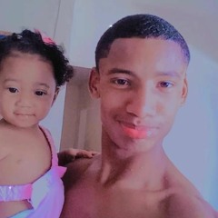 Yzadora Mãe Te Ama Muito