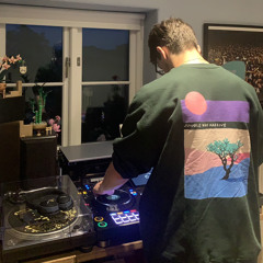 DJ AshH