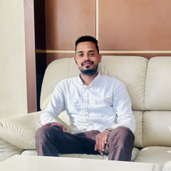أسأل العنبة الرامية فوق بيتنا عود